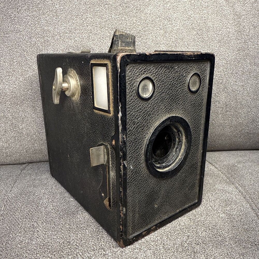 Agfa Ansco D-6 Cadet Antique Black Box Film Camera